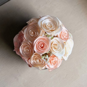 27 szálas rózsa asztaldísz � barack és krém rózsabox  - otthon & életmód - virágdekoráció - virágdíszek - asztali virágdísz - Meska.hu