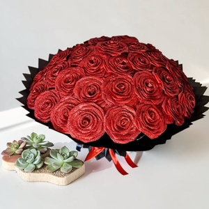 Óriás 50 szálas vörös örökrózsa csokor � romantikus kézműves szatén rózsacsokor, Otthon & Életmód, Virágdekoráció, Virágok, Virágcsokor, Virágkötés, MESKA