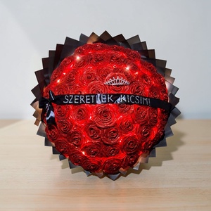 Óriás 50 szálas vörös örökrózsa csokor � csillogó rózsák, LED, egyedi felirat � romantikus kézműves ajándék - otthon & életmód - virágdekoráció - virágok - virágcsokor - Meska.hu