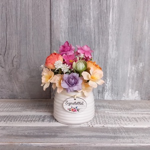  Szeretettel Virágokkal  - Tavaszi Asztaldísz/Virágos Asztaldísz/Köszöntő Virágdísz, Otthon & Életmód, Dekoráció, Virágdísz és tartó, Virágdíszek, Asztali virágdísz, Virágkötés, MESKA