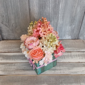 Vintage Virágos Otthon  - Virágos Asztaldísz/Tavaszi Asztaldísz/Asztaldísz/Köszöntő Asztaldísz - otthon & életmód - virágdekoráció - virágdíszek - virágdísz kaspóban - Meska.hu