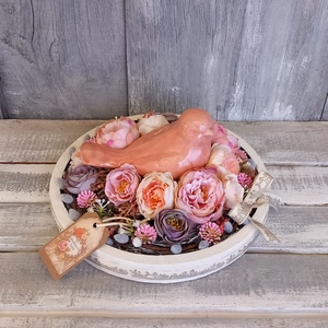  Kismadár Virágfészekben  - Tavaszi Asztaldísz/Virágos Asztaldísz/Köszöntő Virágdísz/Asztaldísz/Vintage Virágdísz, Otthon & Életmód, Virágdekoráció, Virágdíszek, Virágdísz kaspóban, Virágkötés, MESKA