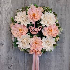 Kedvenc Dáliák - Virágos Kopogtató/Virágos Ajtódísz/Nyári Ajtódísz/Ajtódísz /Falidísz/Koszorú, Otthon & Életmód, Dekoráció, Ajtó- és ablak dekoráció, Ajtódísz & Kopogtató, Virágkötés, MESKA