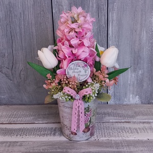 Boldog Virágok - Anyák-napi Asztaldísz/Tavaszi Asztaldísz/Virágos Asztaldísz/Köszöntő Asztaldísz, Otthon & Életmód, Virágdekoráció, Virágdíszek, Virágdísz kaspóban, Virágkötés, MESKA