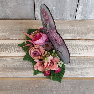 VirágKöszöntő- Anyák-napi Asztaldísz/Tavaszi Asztaldísz/Virágos Asztaldísz/Köszöntő Asztaldísz/Virágdekoráció - otthon & életmód - virágdekoráció - virágdíszek - asztali virágdísz - Meska.hu