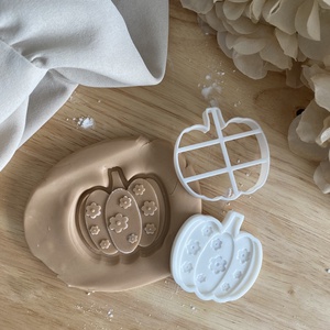 3D fondant forma és kiszúró - Halloweeni virágos tök, Otthon & Életmód, Konyhafelszerelés, tálalás, Sütés, főzés, Sütikiszúró, Mézeskalácssütés, Mindenmás, MESKA