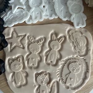3D fondant forma és sütikiszúró - Erdei állatok 7 darabos szett, Otthon & Életmód, Konyhafelszerelés, tálalás, Sütés, főzés, Sütikiszúró, Mézeskalácssütés, Mindenmás, MESKA