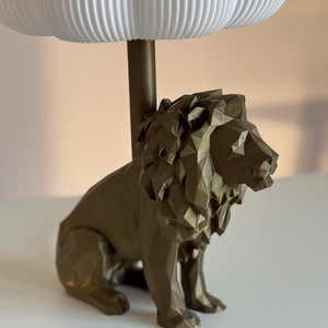 LION asztali lámpa - 3D nyomtatott - fenntartható - modern - otthon & életmód - lámpa - asztali lámpa - Meska.hu