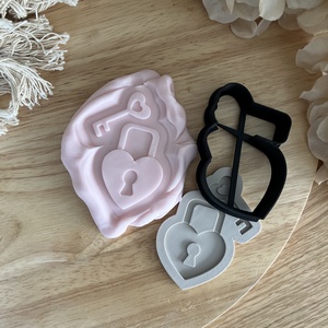 3D fondant forma és sütikiszúró - Valentin nap Lakat és kulcs, Otthon & Életmód, Konyhafelszerelés, tálalás, Sütés, főzés, Sütikiszúró, Mézeskalácssütés, Mindenmás, MESKA