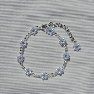 Blue flower karkötő - Meska.hu