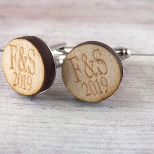 Gravírozott fa mandzsettagomb -  - Meska.hu