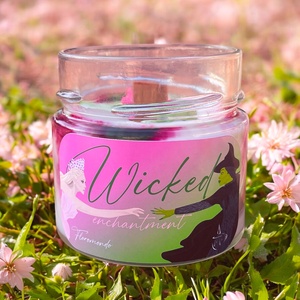 WICKED Inspirálta Szójagyertya, Otthon & Életmód, Gyertya, illat, aroma, Gyertya, Gyertya-, mécseskészítés, MESKA