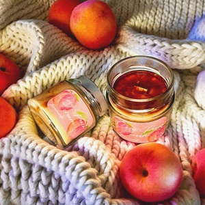 Cozy Peach Cream Őszibarack Illatú Szójagyertya - Meska.hu