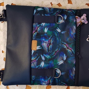 Sötétkék textilbőr, Roll top hátizsák/hátitáska/női táska/city bag/ laptop hátizsák/ színes szitakötők róza - táska & tok - hátizsák - roll top hátizsák - Meska.hu
