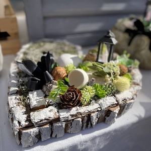 Sírdísz selyem és szárazvirágokból ledes mécsessel - otthon & életmód - vallás - temetkezési tárgy - sírdísz, kegyeleti dísz - Meska.hu Sírdísz selyem és szárazvirágokból ledes mécsessel - otthon & életmód - vallás - temetkezési tárgy - sírdísz, kegyeleti dísz - Meska.hu