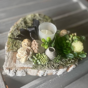 Szív alakú sírdísz gyertyával selyem és szárazvirágokból - Meska.hu