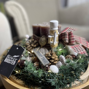 Elegáns adventi asztaldísz kerek fatálcán - Meska.hu