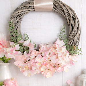 Tavaszi ajtódísz hortenziával, Otthon & Életmód, Dekoráció, Ajtó- és ablak dekoráció, Ajtódísz & Kopogtató, Virágkötés, MESKA