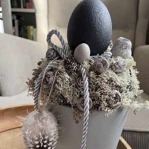 Húsvéti asztaldísz ezüst és szürke színben tojásokkal - ünnepi díszek, dekorációk - húsvéti díszek és dekorációk - húsvéti asztaldíszek - Meska.hu