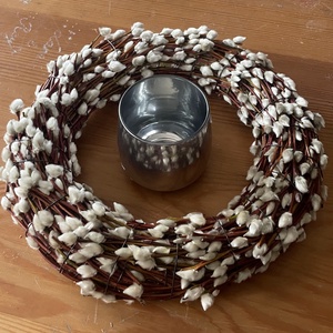 Csodás tavaszi barkás asztaldísz mécsessel, Húsvétra - ünnepi díszek, dekorációk - húsvéti díszek és dekorációk - húsvéti asztaldíszek - Meska.hu