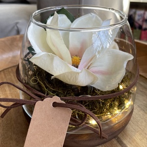 Magnólia üvegtálban fa talpon Nőnapra ledfénnyel - otthon & életmód - dekoráció - asztal és polc dekoráció - asztaldísz - Meska.hu