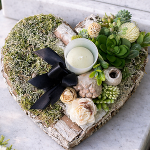 Szív alakú sírdísz gyertyával selyem és szárazvirágokból - otthon & életmód - vallás - temetkezési tárgy - sírdísz, kegyeleti dísz - Meska.hu