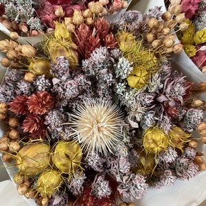 Szárazvirág csokor natúr és sárgás színekkel - otthon & életmód - virágdekoráció - virágok - virágcsokor - Meska.hu