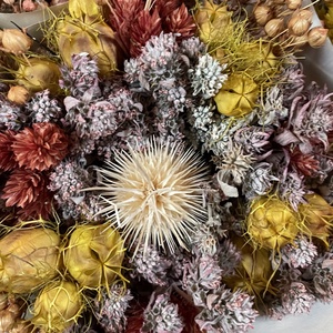 Szárazvirág csokor natúr és sárgás színekkel - otthon & életmód - virágdekoráció - virágok - virágcsokor - Meska.hu