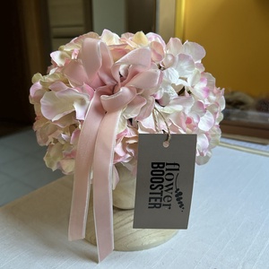 Hortenzia csokor fa állványon Anyák napjára - otthon & életmód - virágdekoráció - virágdíszek - asztali virágdísz - Meska.hu