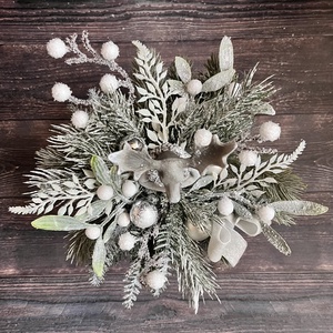 Szürke patás asztaldísz - karácsony - karácsonyi lakásdekoráció - karácsonyi lakásdíszek - Meska.hu