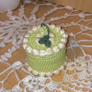 Key Lime Pie cake box??, Ékszer, Ékszertartó, Ékszerdoboz, Horgolás, MESKA