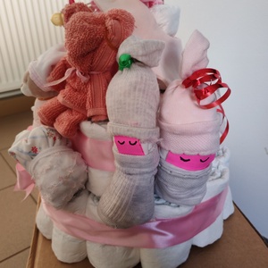 Pelenka torta kislány részére  - baba - mama - pelenkázó, babafürdető kellékek - pelenkatorta - Meska.hu