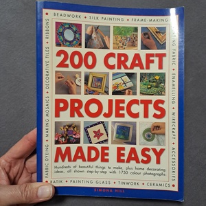 200 egyszerű kézműves projekt, Könyv & Zene, Könyv, Festett tárgyak, Selyemfestés, MESKA