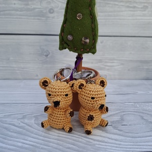 Horgolt mini medve kulcstartó - táska & tok - kulcstartó & táskadísz - kulcstartó - Meska.hu