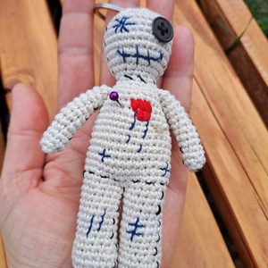 Vudu baba Halloween kulcstartó - táska & tok - kulcstartó & táskadísz - kulcstartó - Meska.hu