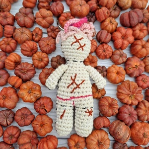 Mini vudu baba Halloween kulcstartó - táska & tok - kulcstartó & táskadísz - kulcstartó - Meska.hu