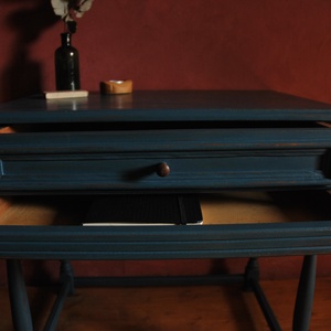 Vintage polgári kis asztal felújított  - otthon & életmód - bútor - asztal - Meska.hu