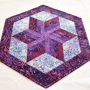 Lila csillag, Otthon & Életmód, Konyhafelszerelés, tálalás, Tálalás, Terítő, Varrás, Patchwork, foltvarrás, MESKA