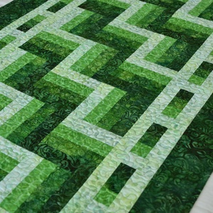 Zöld batik futó, Otthon & Életmód, Konyhafelszerelés, tálalás, Tálalás, Terítő, Patchwork, foltvarrás, Varrás, MESKA