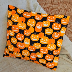 Halloween párnahuzat - Jack-O-Lantern (Glow in the dark) - Meska.hu