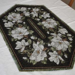 Magnólia mozaik mintás futó, Otthon & Életmód, Konyhafelszerelés, tálalás, Tálalás, Terítő, Patchwork, foltvarrás, Varrás, MESKA