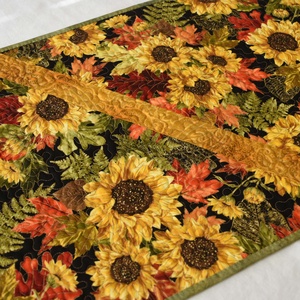 Őszi hímzett futó - otthon & életmód - konyhafelszerelés, tálalás - tálalás - terítő - Meska.hu