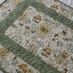 Vintázs apró mintás futó, Otthon & Életmód, Konyhafelszerelés, tálalás, Tálalás, Terítő, Patchwork, foltvarrás, Varrás, MESKA
