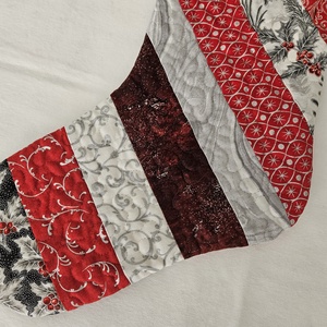 Mikulás csizma - bordó-ezüst, balos, Karácsony, Mikulás, Mikulás zsák, zokni, csizma, Varrás, Patchwork, foltvarrás, MESKA