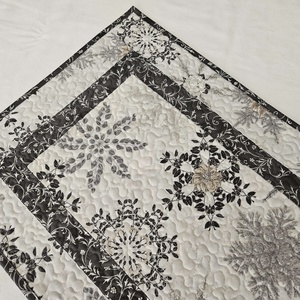 Karácsonyi futó - karácsony - karácsonyi lakásdekoráció - ünnepi asztaldekoráció - Meska.hu