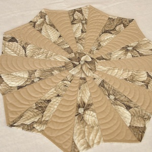 Homkszín mikulásvirágos margaréta terítő - Meska.hu