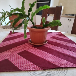 Patchwork asztalközép - Meska.hu