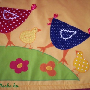 Tyúkanyós falvédő- Szerdán baba-mama klub!- rendelésre! - otthon & életmód - babaszoba, gyerekszoba - falvédő gyerekszobába - Meska.hu