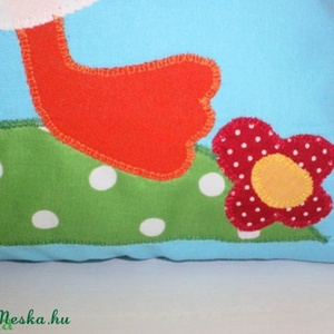 Libuskás párnácska - baba - mama - babaszoba dekoráció - gyerek díszpárna - Meska.hu