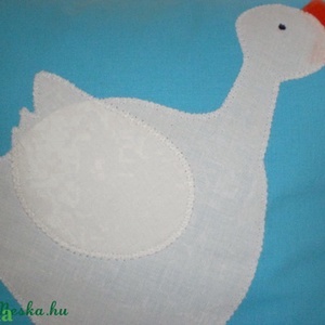 Libuskás párnácska - baba - mama - babaszoba dekoráció - gyerek díszpárna - Meska.hu